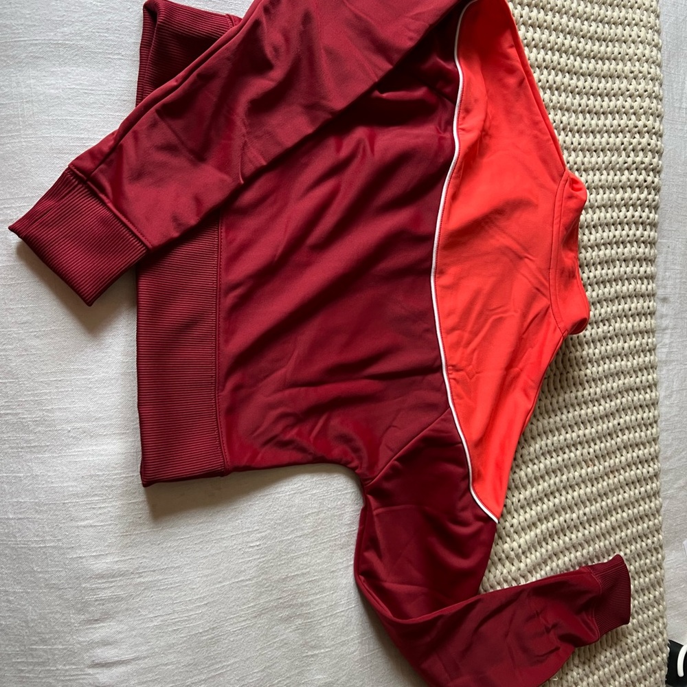 Nike Crop Outerwear